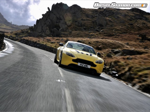 Aston Martin V12 Vantage S 2014 Picture #235 Aston Martin V12 Vantage S 2014 Picture #235
